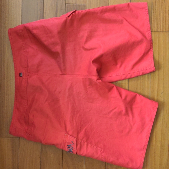 Quicksilver men's board shorts size 34 - Picture 2 of 4